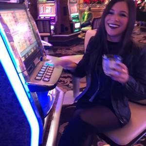 Meet your Posher, Kassandra